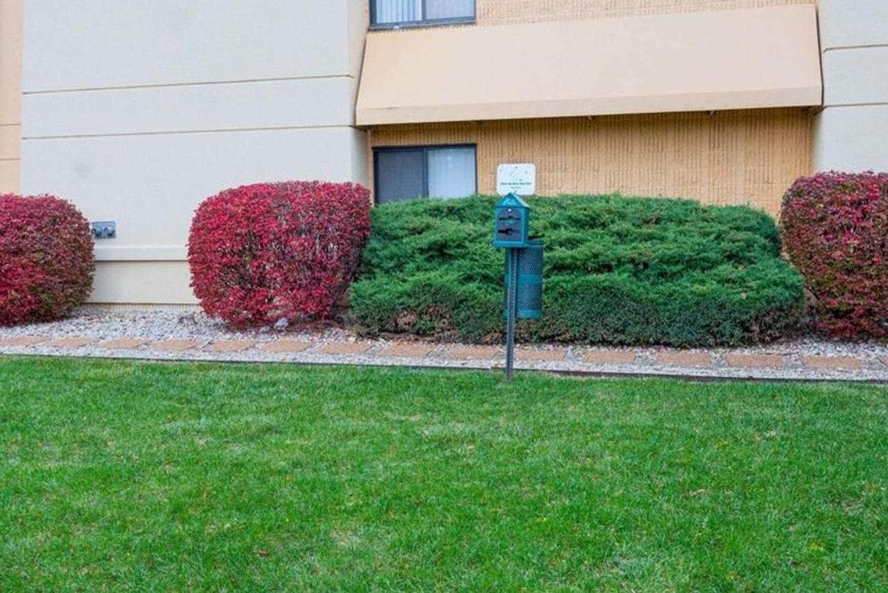 Norwood Inn & Suites Indianapolis East Post Drive Exterior photo
